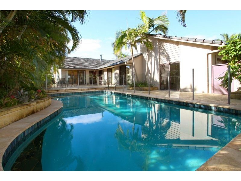 137 Witt Ave, Carrara QLD 4211