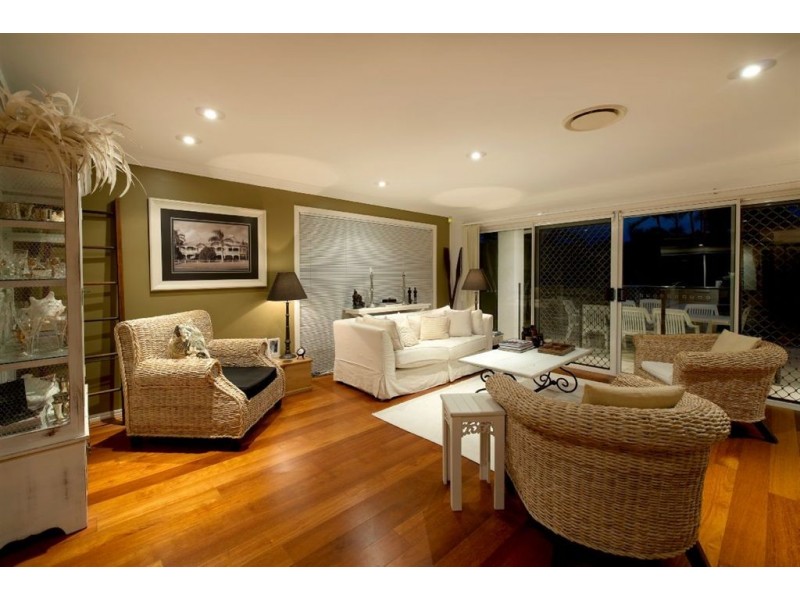 30 Charolais Crescent, Benowa Waters QLD 4217