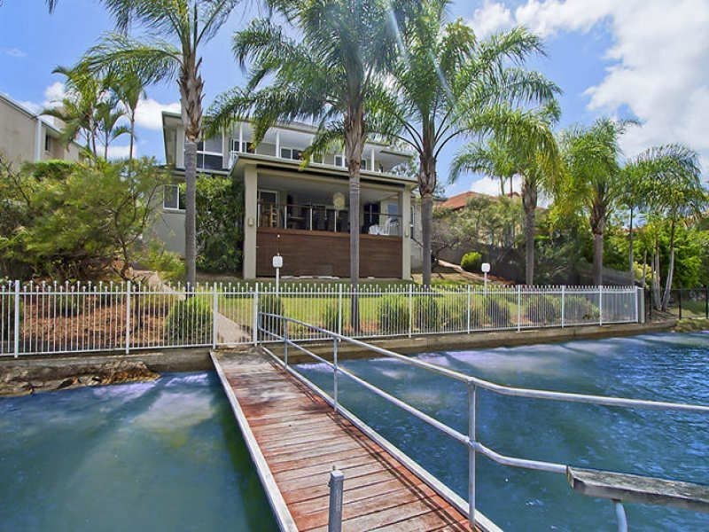 30 Charolais Crescent, Benowa Waters QLD 4217