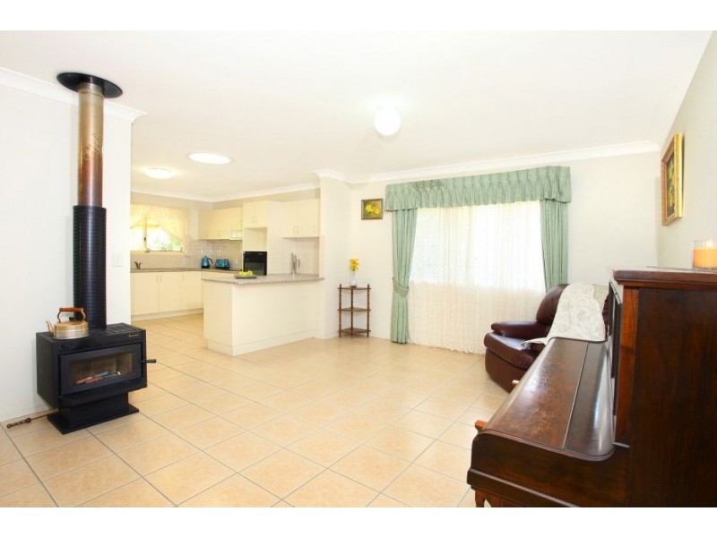 10 Kathleen Crescent, Beaudesert QLD 4285