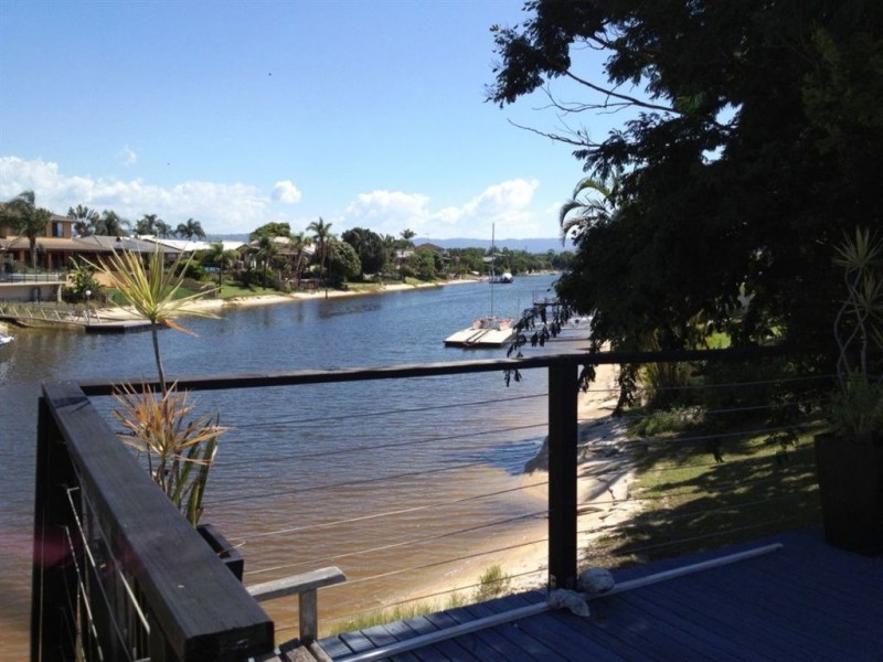 151 Rio Vista Blvd, Broadbeach Waters QLD 4218