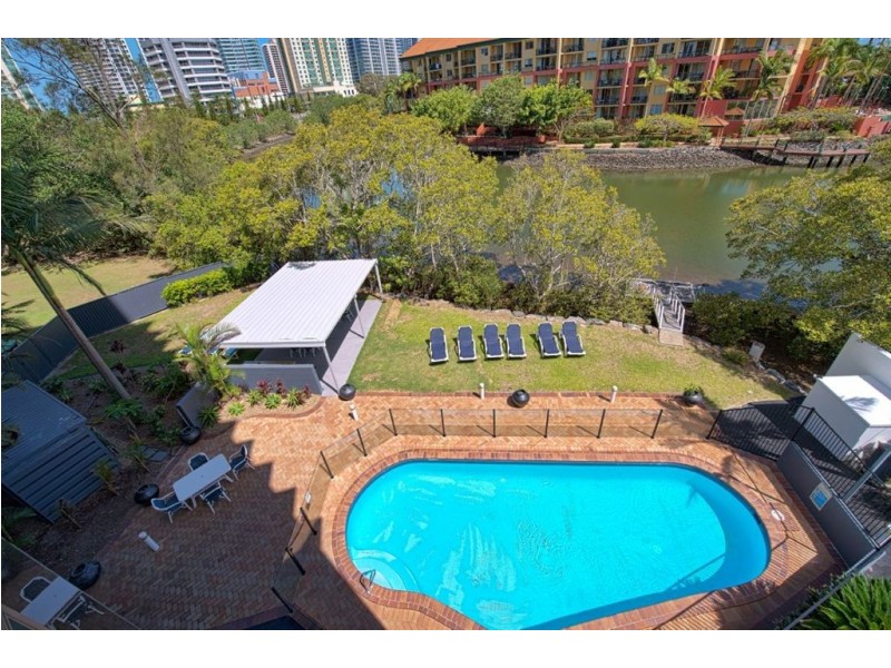 1006/70 Remembrance Dr, Surfers Paradise QLD 4217