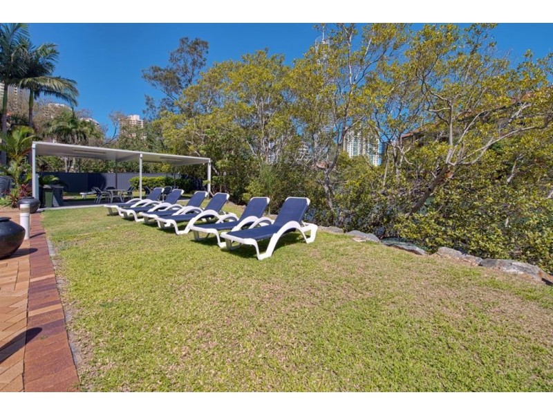 1006/70 Remembrance Dr, Surfers Paradise QLD 4217