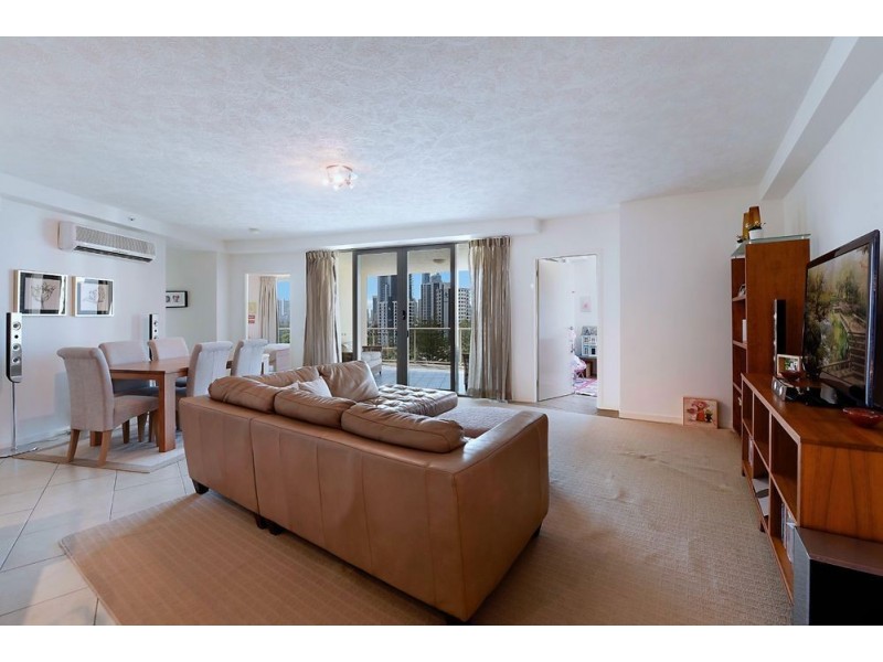 18 Fern Street, Surfers Paradise QLD 4217