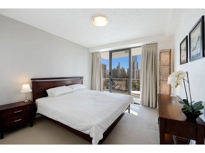 18 Fern Street, Surfers Paradise QLD 4217