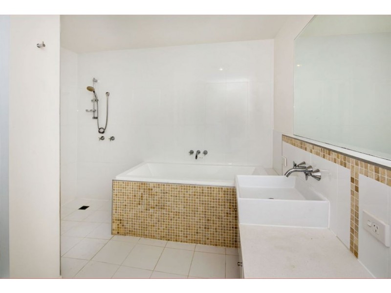 37/19-21 Elliott Street, Surfers Paradise QLD 4217