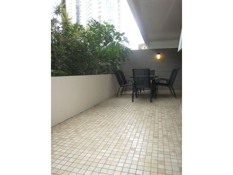 1/40 Ferny Ave, Surfers Paradise QLD 4217