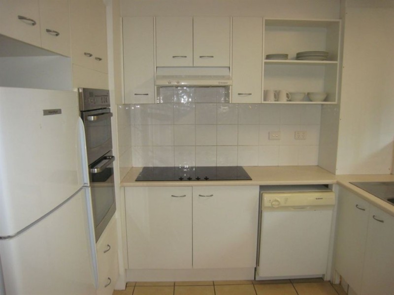 1/40 Ferny Ave, Surfers Paradise QLD 4217