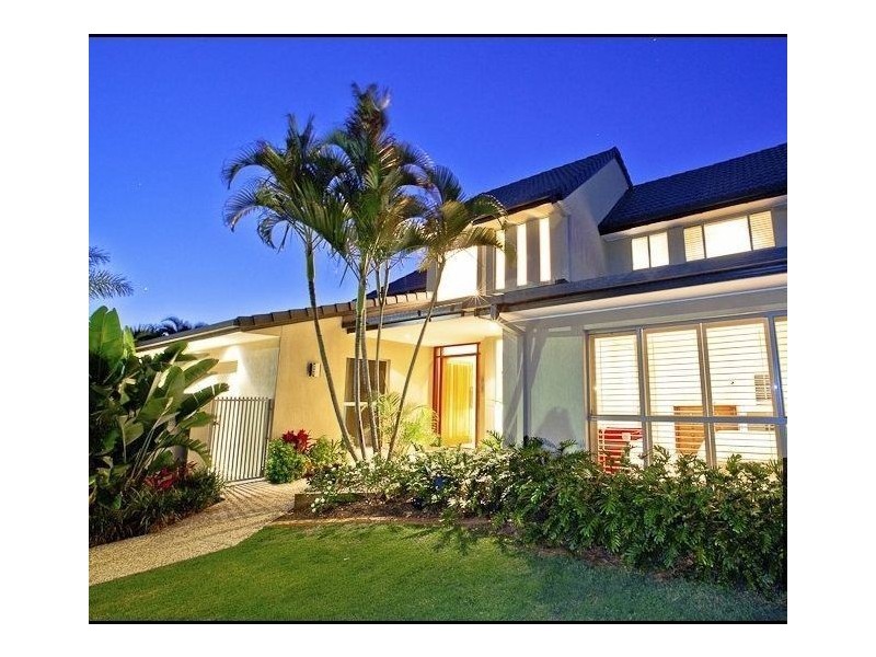 48 Charolais Crescent, Benowa Waters QLD 4217