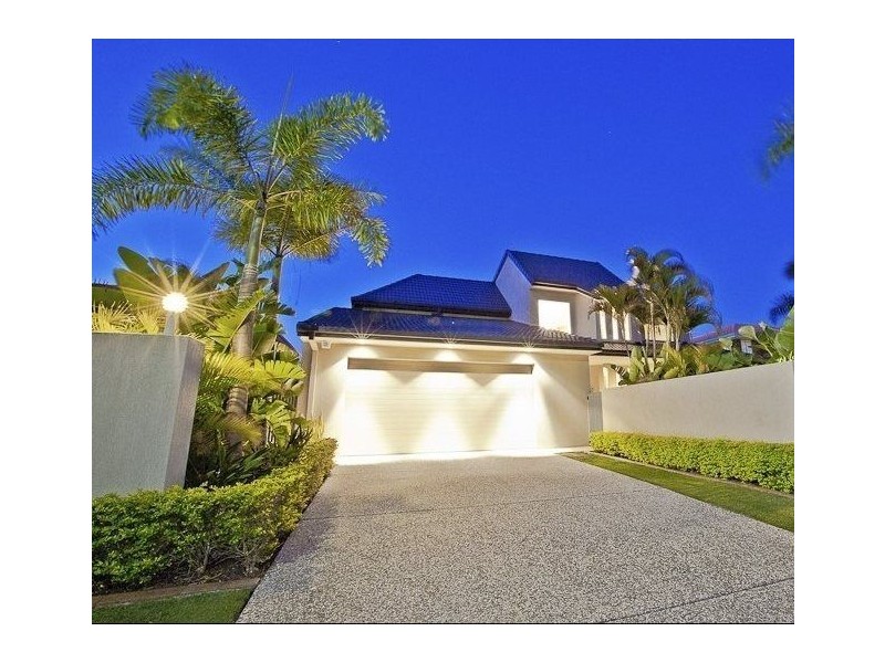 48 Charolais Crescent, Benowa Waters QLD 4217