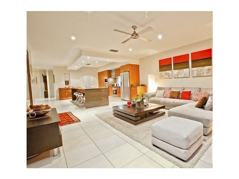 48 Charolais Crescent, Benowa Waters QLD 4217