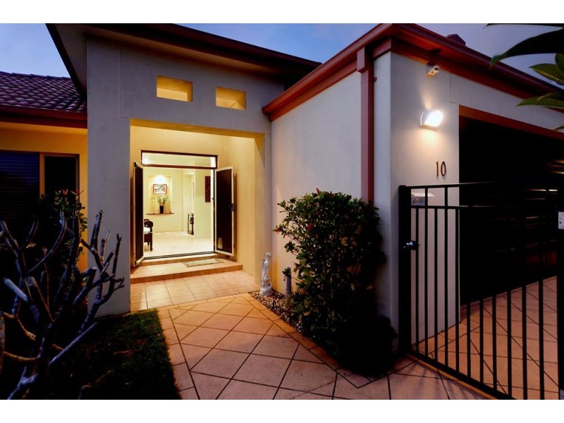 10 Annies Court, Benowa Waters QLD 4217