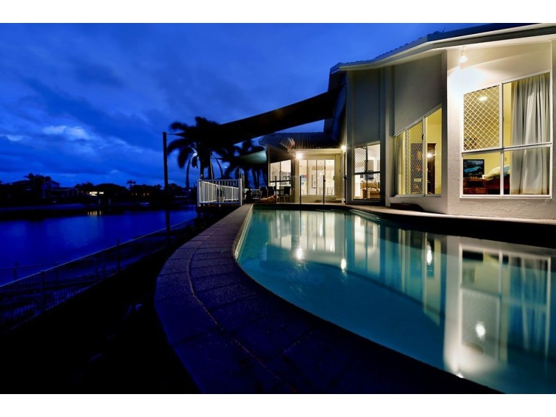 58 Rumrunner Street, Mermaid Waters QLD 4218