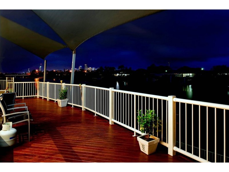 58 Rumrunner Street, Mermaid Waters QLD 4218