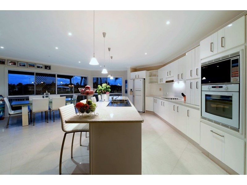 58 Rumrunner Street, Mermaid Waters QLD 4218