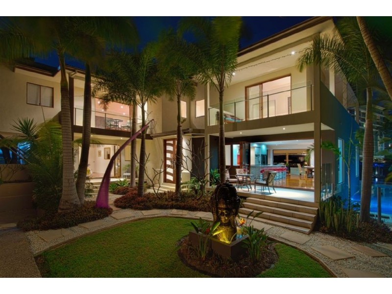 Broadbeach Waters QLD 4218