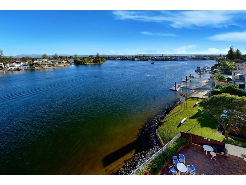 20/1 Peninsular Drive, Surfers Paradise QLD 4217