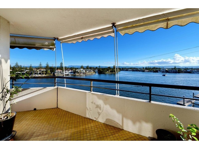 20/1 Peninsular Drive, Surfers Paradise QLD 4217