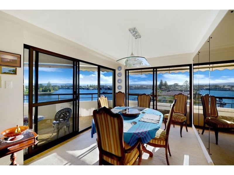 20/1 Peninsular Drive, Surfers Paradise QLD 4217