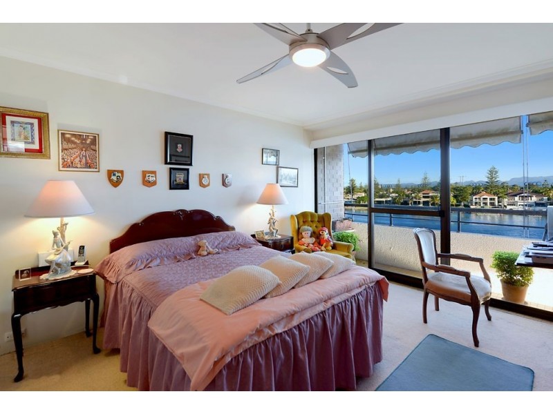 20/1 Peninsular Drive, Surfers Paradise QLD 4217