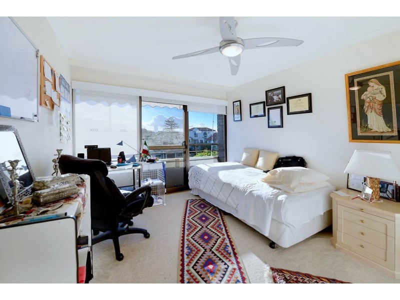 20/1 Peninsular Drive, Surfers Paradise QLD 4217