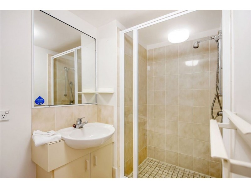 28/36 Australia Avenue, Broadbeach QLD 4218