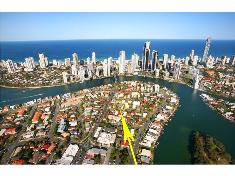 7/15 Weemala Street, Chevron Island QLD 4217