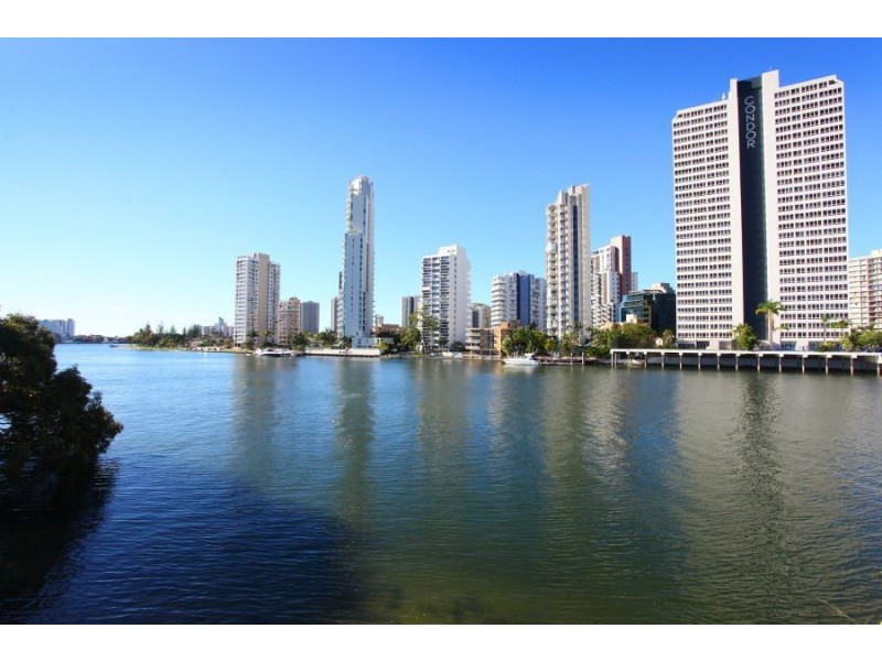 7/15 Weemala Street, Chevron Island QLD 4217