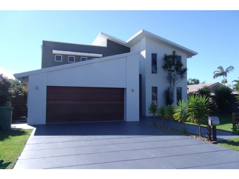 64 Claymore Cres, Sorrento QLD 4217