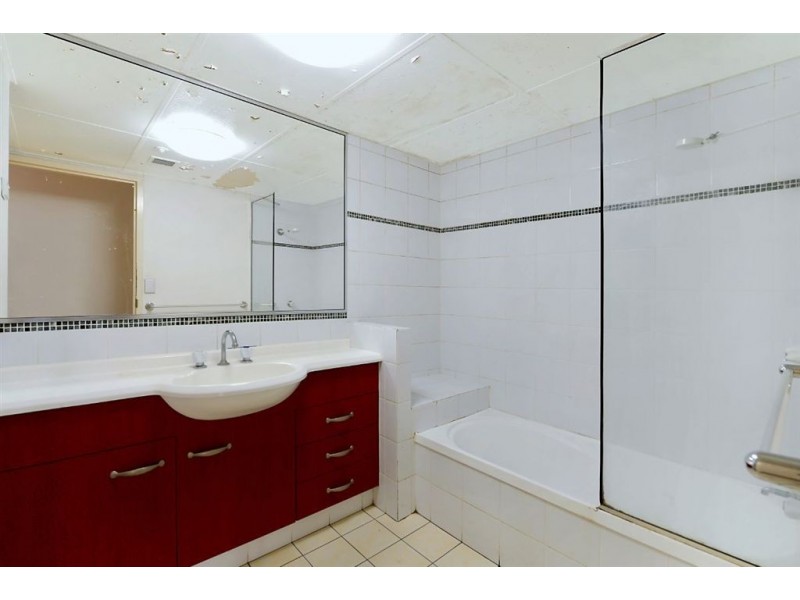 7/7 View Ave, Surfers Paradise QLD 4217