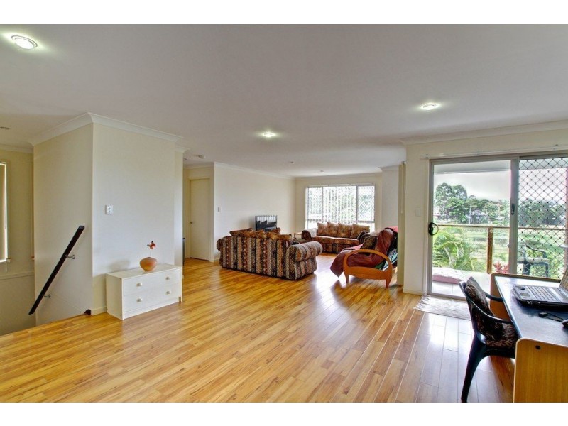 21 Cairngorm St, Carrara QLD 4211