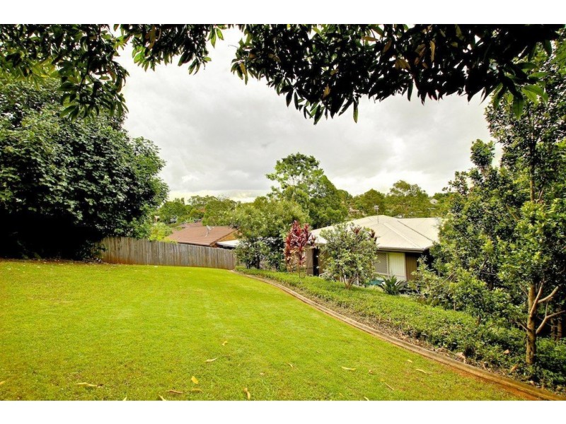21 Cairngorm St, Carrara QLD 4211