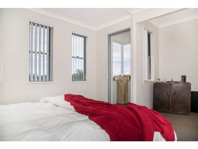 47 Sickle Avenue, Hope Island QLD 4212
