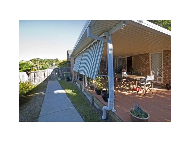 18 Allied Drive, Arundel QLD 4214