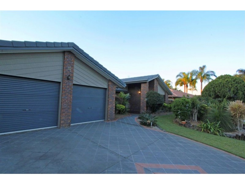 10 Long Island Court, Mermaid Waters QLD 4218