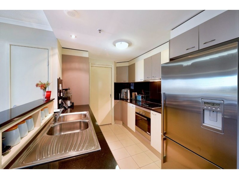 21 Cypress Avenue, Surfers Paradise QLD 4217
