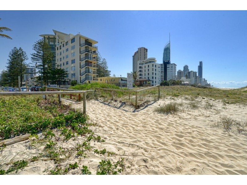 11 Frederick Street, Surfers Paradise QLD 4217