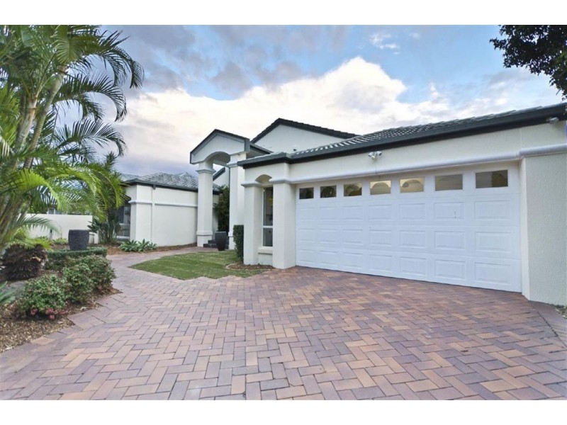 47 charolais Crescent, Benowa QLD 4217