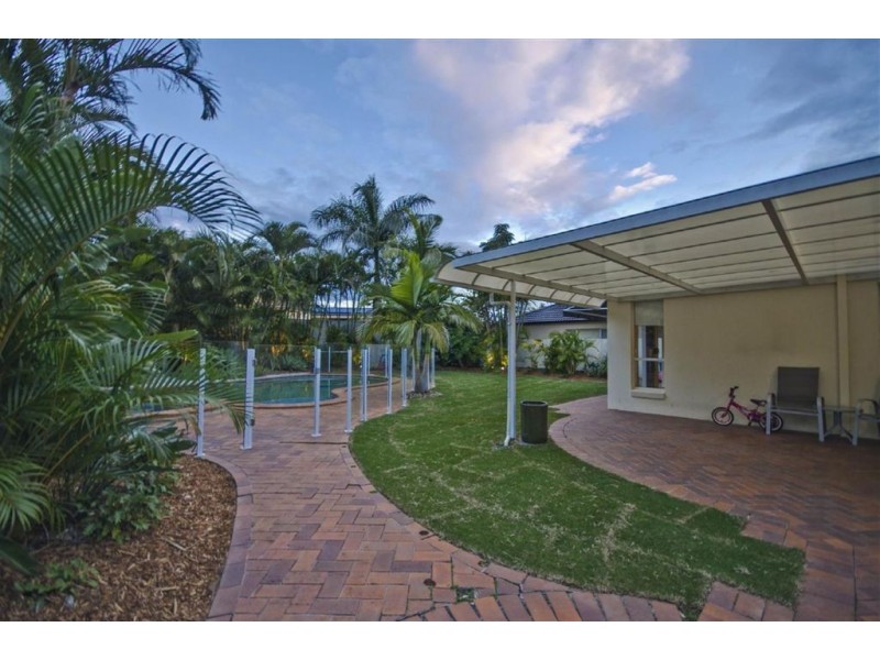 47 charolais Crescent, Benowa QLD 4217