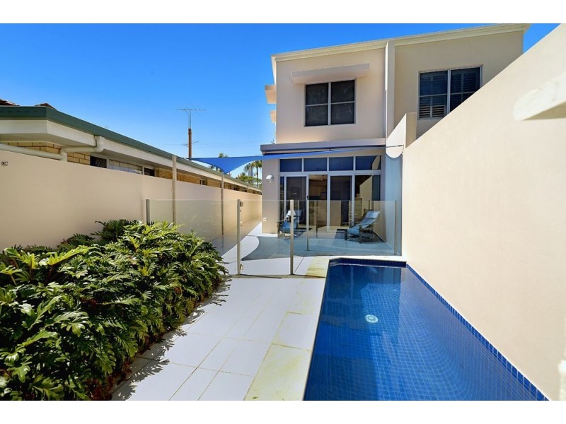 1/20 Vespa Crescent, Surfers Paradise QLD 4217