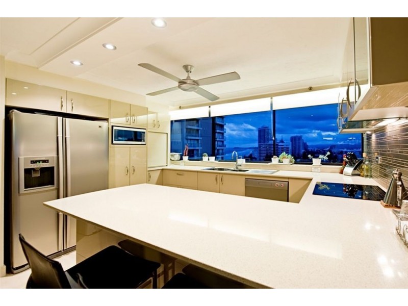 15D/4 Old Burleigh Rd, Surfers Paradise QLD 4217