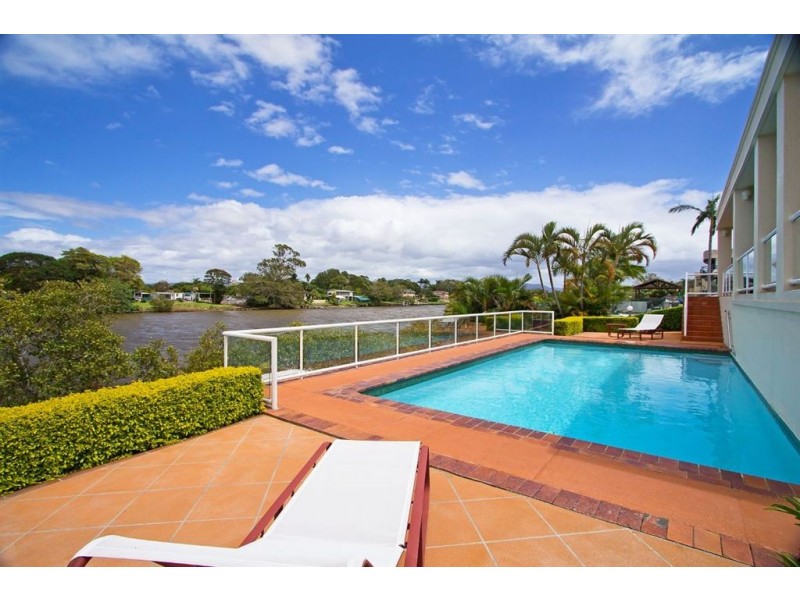 94 Cabana Blvd, Benowa Waters QLD 4217