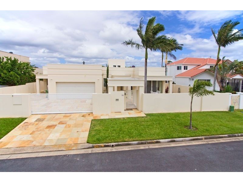 94 Cabana Blvd, Benowa Waters QLD 4217