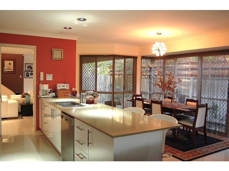 20 The Corso, Isle Of Capri QLD 4217