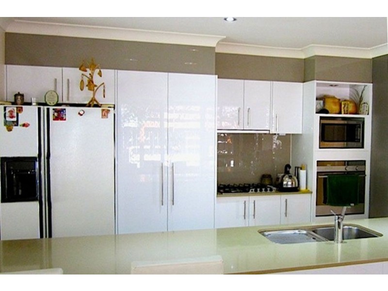20 The Corso, Isle Of Capri QLD 4217