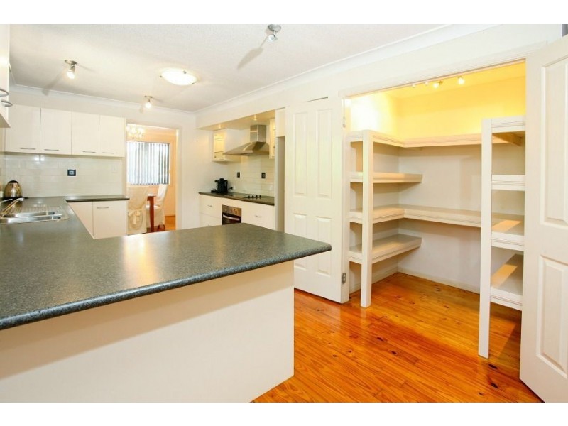 19 Wallaroo Way, Ashmore QLD 4214
