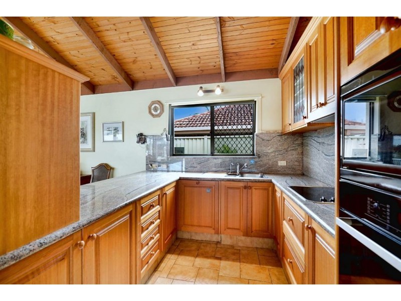 7 Blair Athol Cres, Sorrento QLD 4217