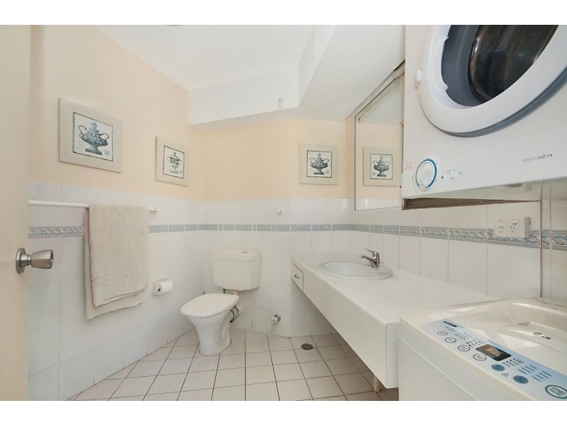 1002/8-12 Trickett Street, Surfers Paradise QLD 4217