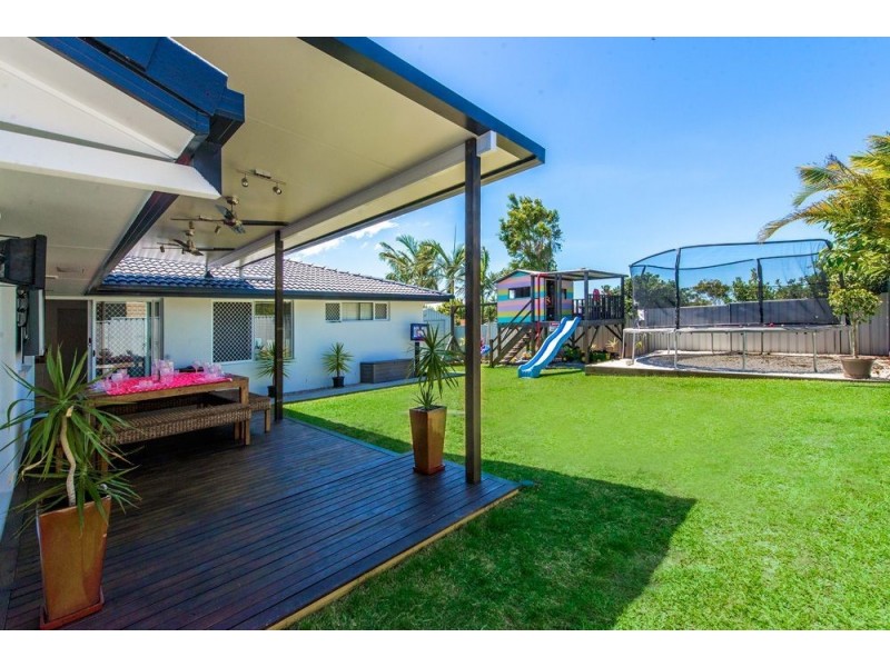 131 Treeview Drive, Burleigh Waters QLD 4220