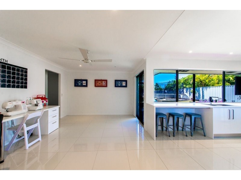 131 Treeview Drive, Burleigh Waters QLD 4220